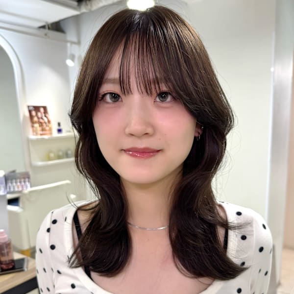 K-two心斎橋・QUEEN'S GARDEN by K-two【ケーツーシンサイバシクイーンズガーデン】のスタッフ紹介。岡村 さつき