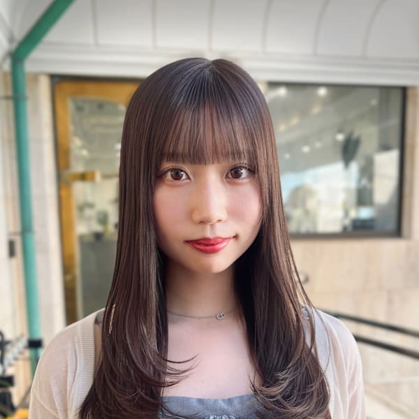 レイヤーワンホン韓国ハッシュカットグレージュ髪質改善|LAGOON 原宿/表参道 美髪カラー 髪質改善専門店