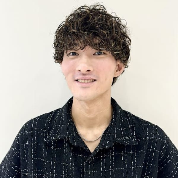 櫻井 雄基|全席個室美容室 Zina 川崎 髪質改善&トリートメント
