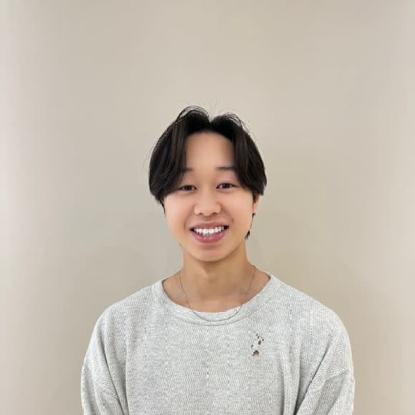 全席個室美容室 Zina 川崎 髪質改善&トリートメント【ゼンセキコシツビヨウシツ ジーナ カワサキ カミシツカイゼン】のスタッフ紹介。安達 祥生