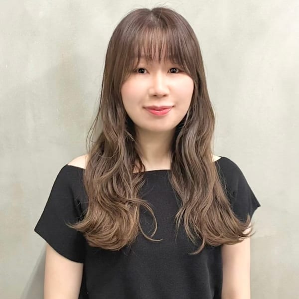 ROWEN esaka【ローエン エサカ】のスタッフ紹介。原田 朱里