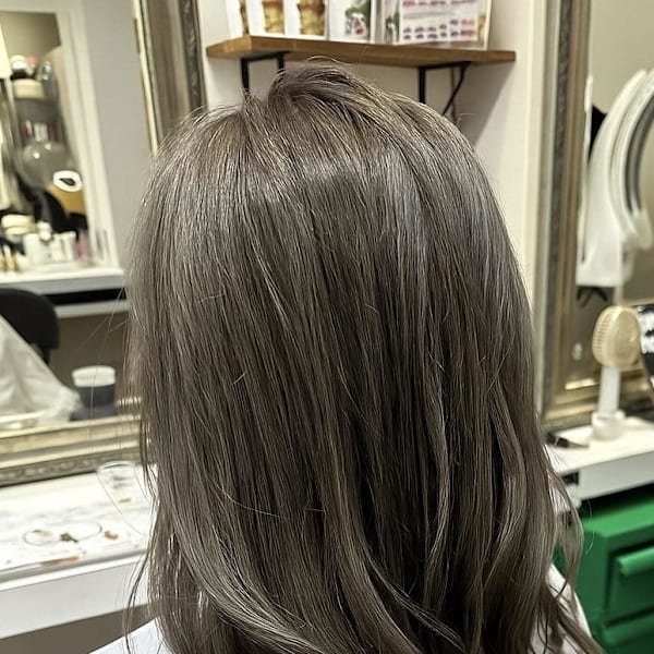 ツヤ髪×オリーブベージュ