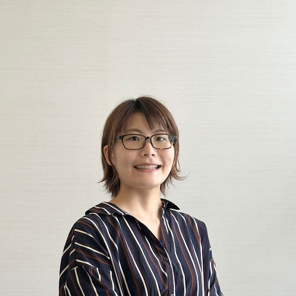 AURA 仙台若林店【オーラ】【オーラ センダイワカバヤシテン】のスタッフ紹介。リサ