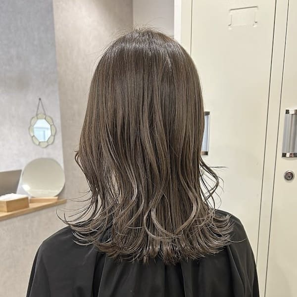 ☆ミルクティーグレージュ くすみベージュ|ambitious 蒲生【アンビシャス】