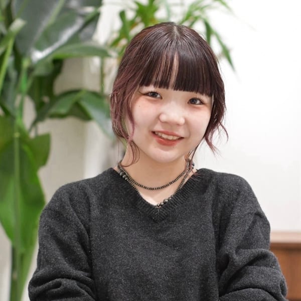 Graph.【グラフ】立川【グラフ タチカワ】のスタッフ紹介。新井　桜良