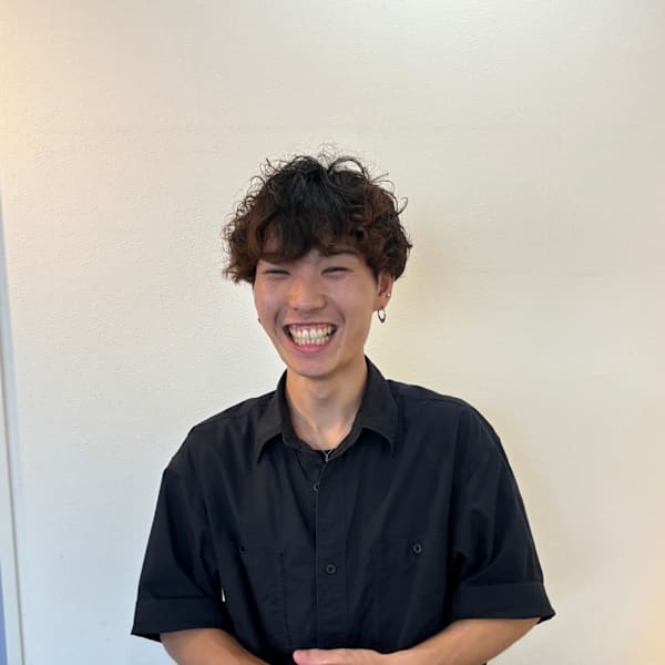 CLALA Seta（クララセタ）【クララセタ】のスタッフ紹介。山本真崇