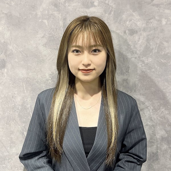 HAIR & MAKE EARTH 川崎店【ヘアメイクアース カワサキテン】のスタッフ紹介。ASHIYA