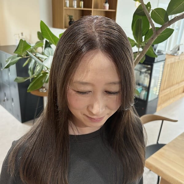 つやつやヘーゼルベージュ|n.w.h