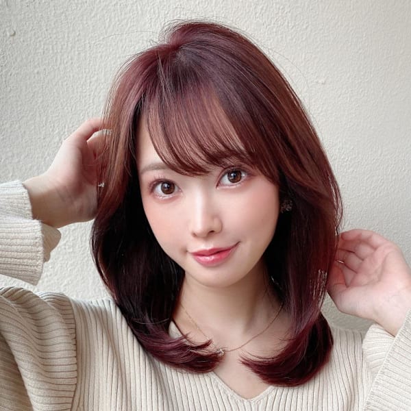 30代40代に人気後れ毛がかわいいくびれヘアシャギーレイヤー
