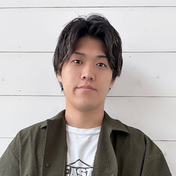 HAIR BRAND Jin Vert【ジンヴェール】のスタッフ紹介。小西 悠利