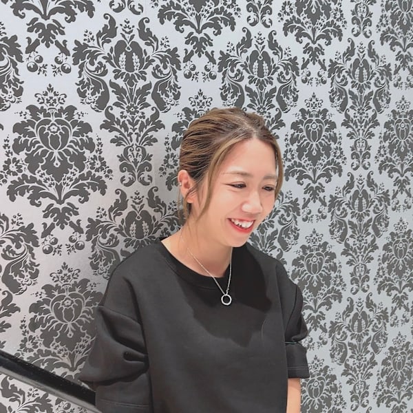 HAIR & MAKE EARTH 竹ノ塚店【ヘアメイクアース タケノヅカテン】のスタッフ紹介。浅賀