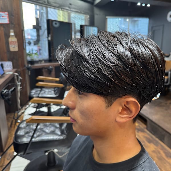メンズセンターパート×ニュアンスパーマ|men's salon dot. 1st 町田店