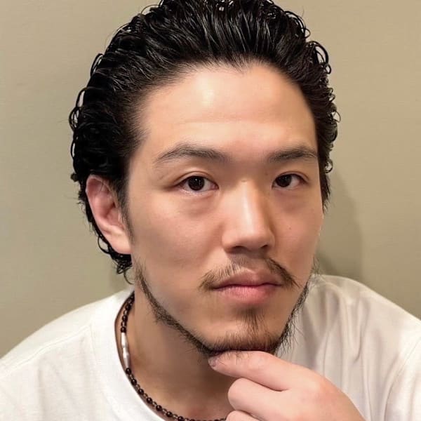 オールバックパーマ