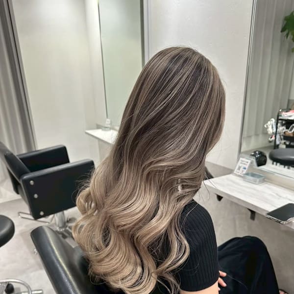 大人気バレイヤージュスタイル