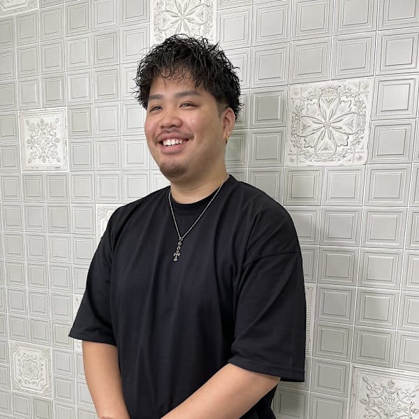 Henrietta 自由ヶ丘【ヘンリエッタ ジユウガオカ】【ヘンリエッタ ジユウガオカ】のスタッフ紹介。坂本 陸