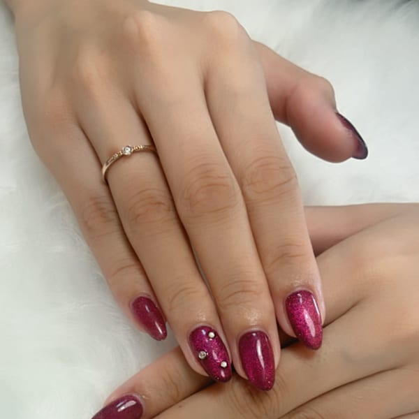 Nail salon Lumo【ネイルサロンルモ】のスタッフ紹介。エム