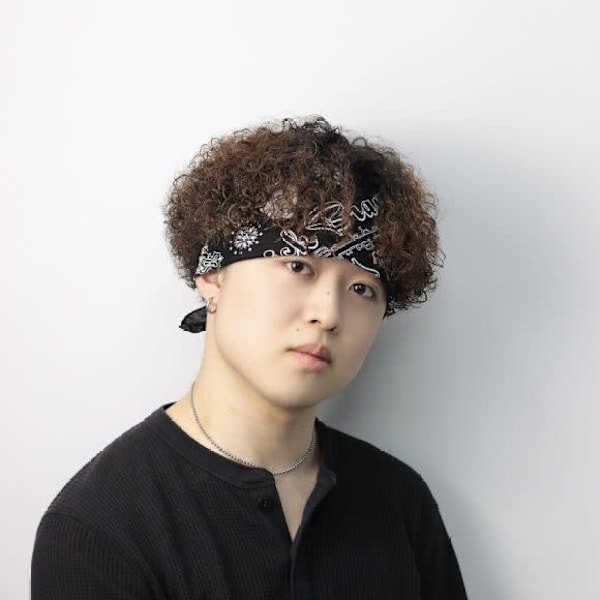 BLUCK Men's hair 渋谷【ブラック メンズヘア シブヤ】【ブラックメンズヘア シブヤ】のスタッフ紹介。福井 祥太