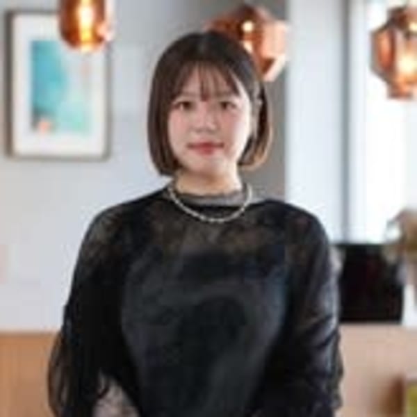 Hair ruup Sela design works【ヘアーループセラデザインワークス】のスタッフ紹介。親泊 未奈美