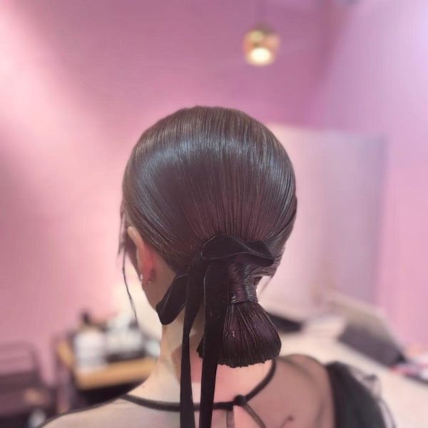 大人アップヘア|LAID BACK