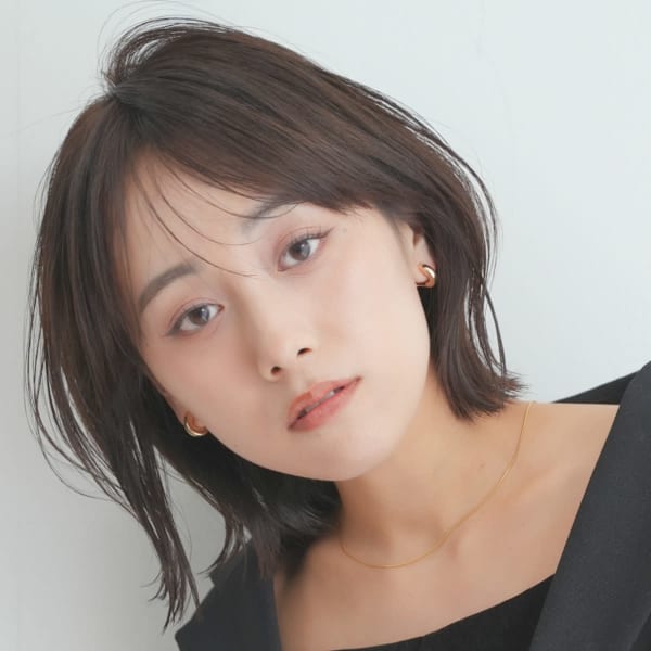 20代30代40代レイヤーカット/オリーブベージュ/大人前髪|neu【ノイ】スマートサロン