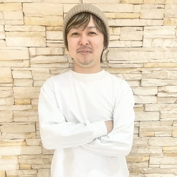 AROMA hair room 池袋店 【アロマ ヘアー ルーム】【アロマ ヘアルーム イケブクロテン】のスタッフ紹介。金城　リキ