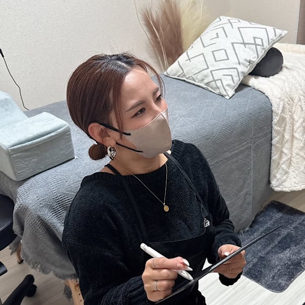 Allybell 新越谷・南越谷【アリーベル シンコシガヤ ミナミコシガヤ】のスタッフ紹介。アンナ