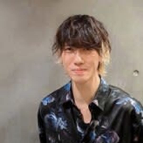Hair Resort 粋【ヘアーリゾートスイ】のスタッフ紹介。高橋　裕哉