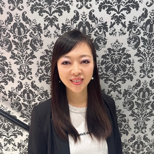 HAIR & MAKE EARTH 竹ノ塚店【ヘアメイクアース タケノヅカテン】のスタッフ紹介。ユ　メイ