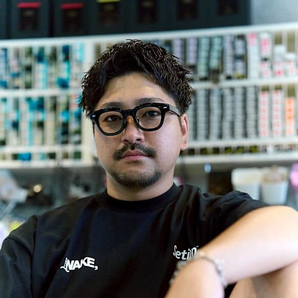 'BEBE【ベベ】のスタッフ紹介。KOSHIRO