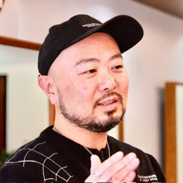 美容室 賀流。【ガリュウ】【ビヨウシツ ガリュウ】のスタッフ紹介。山賀 憲太郎