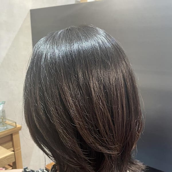 外ハネレイヤースタイル