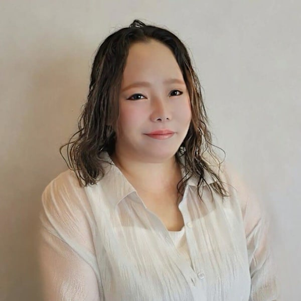 黒澤 沙織|美容室 STROKE 伊勢崎宮子店【ストローク】