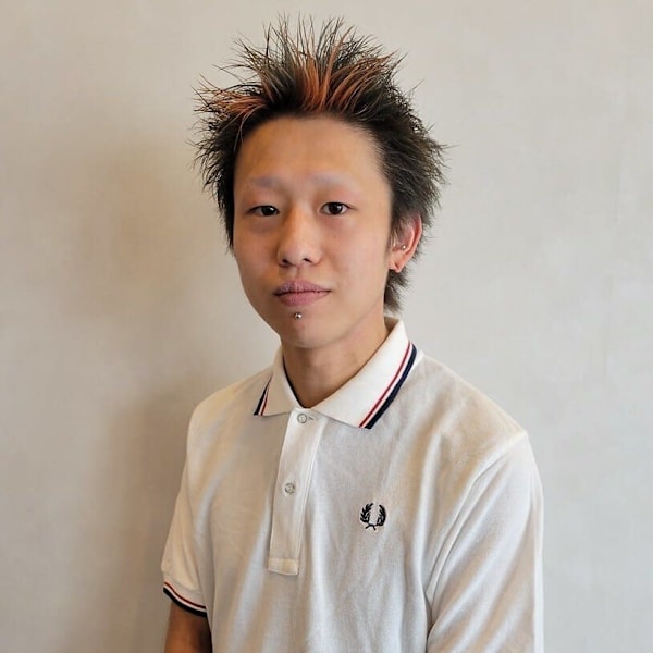 美容室 STROKE 伊勢崎宮子店【ストローク】【ビヨウシツ ストローク イセサキミヤコテン】のスタッフ紹介。飛田 優真