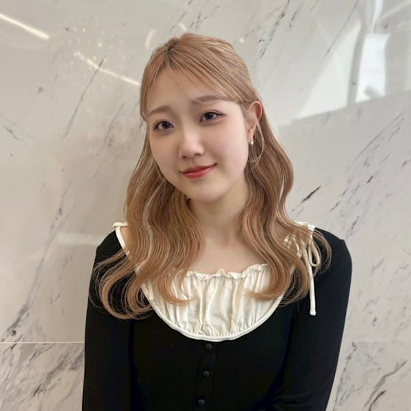 Parve Mix【パーヴミックス】のスタッフ紹介。藤原 愛未