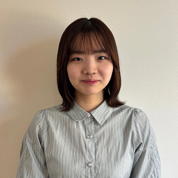 Shin fleurir【シン フルリール】のスタッフ紹介。ワタナベ　アイカ