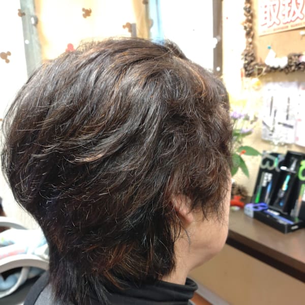 ショートカット ダークブラウンカラー