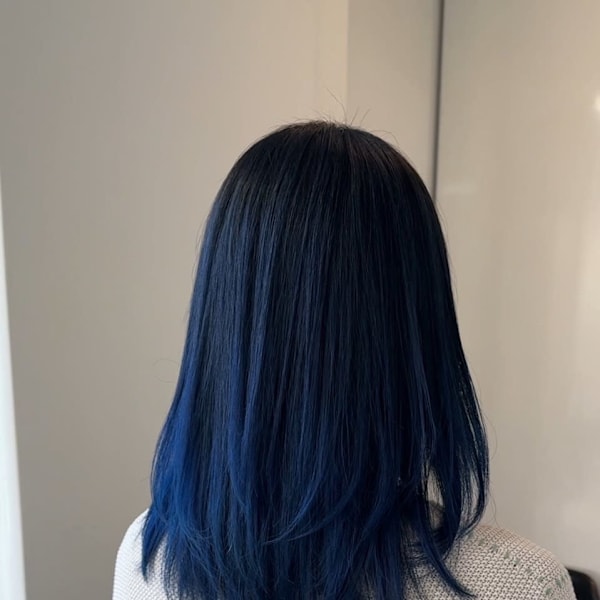 ロイヤルブルーグラデーション