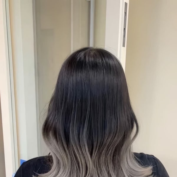 ホワイトグラデーション