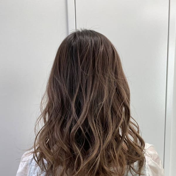 アッシュベージュ