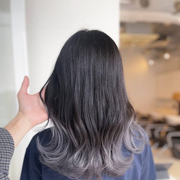 ホワイトグラデーション