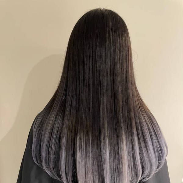 ホワイトグラデーションカラー