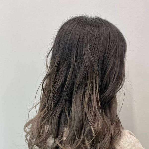 アッシュ系グラデーションカラー