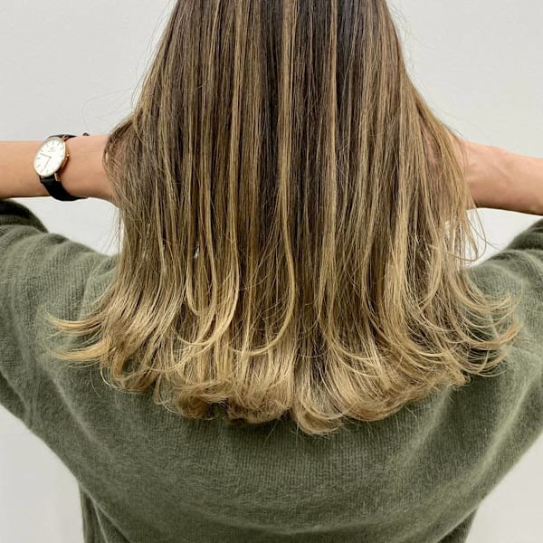 バレイヤージュカラー