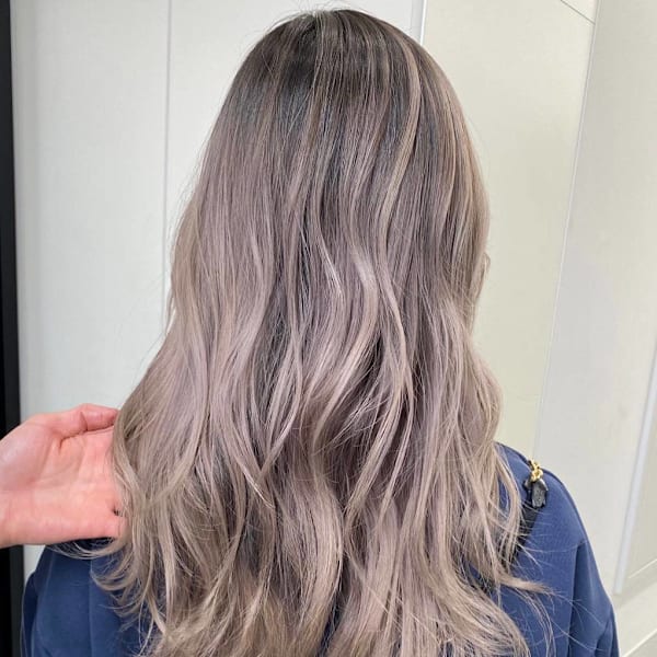 ホワイトバレイヤージュ