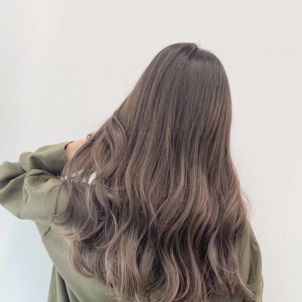 エアタッチバレイヤージュのミルクティーベージュ