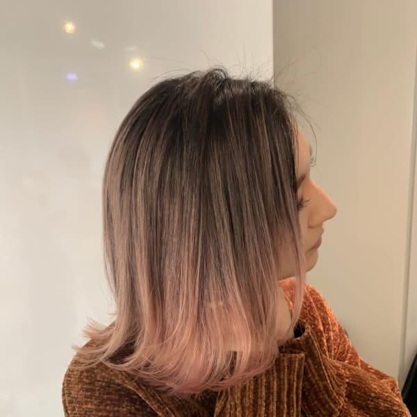 ピンクベージュグラデーション