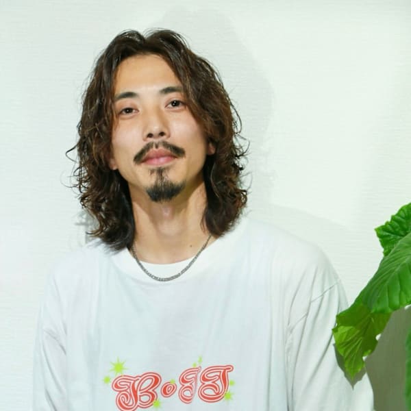 Maison de blue【メゾンド ブルー】のスタッフ紹介。岩瀬 貴臣