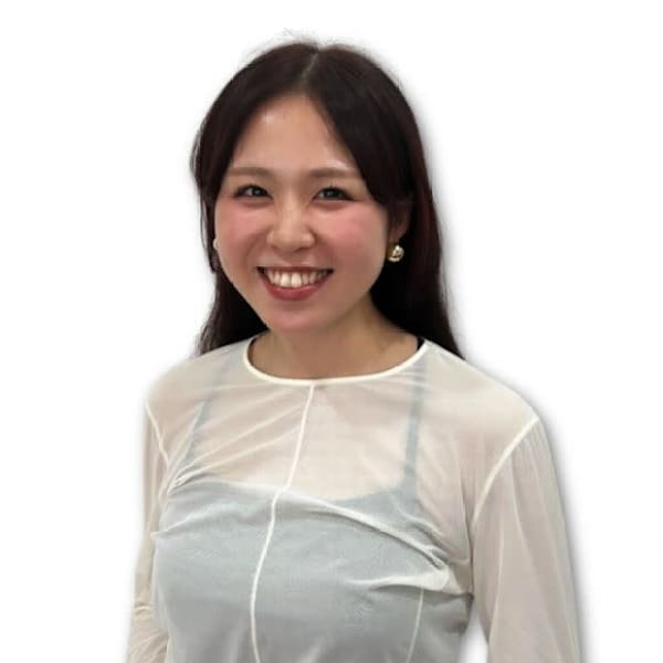 アイブロウサロンi'm 秋葉原店【眉毛専門店】【アイブロウサロンアイム アキハバラテン マユゲセンモンテン】のスタッフ紹介。ヒナ 