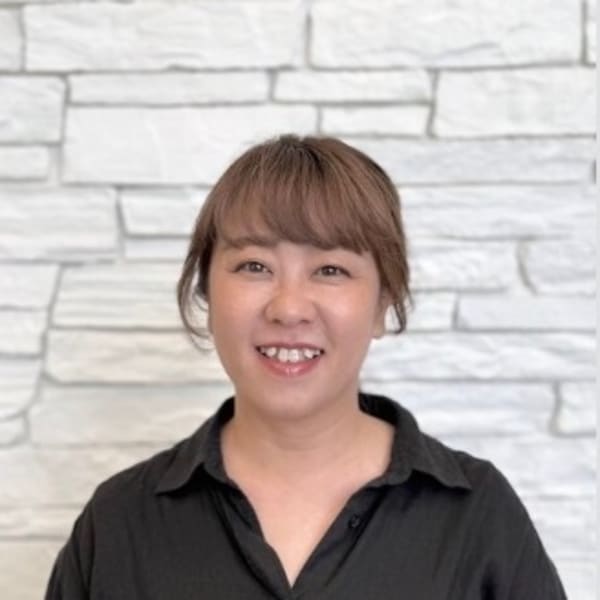 クイーンズゲート昭和パレス店【クイーンズゲートショウワパレステン】のスタッフ紹介。斉藤 美佳