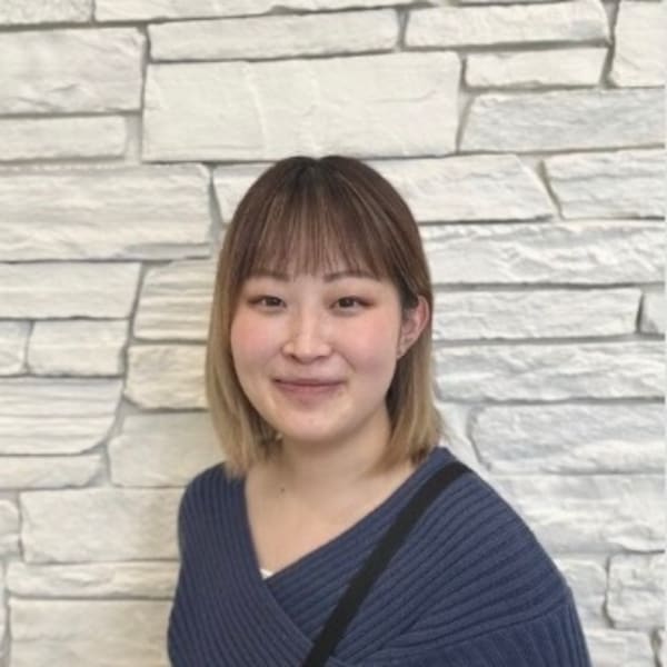 クイーンズゲート昭和パレス店【クイーンズゲートショウワパレステン】のスタッフ紹介。志村 莉帆